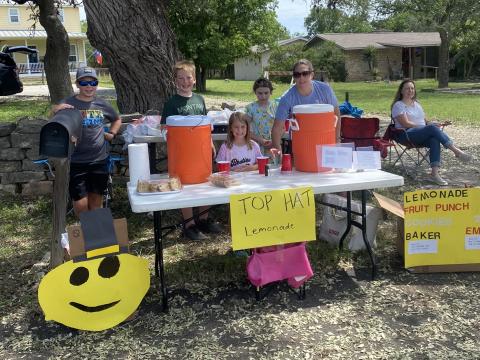 Top Hat Lemonade